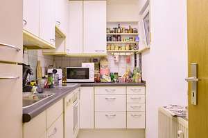 Sanierte Wohnanlage: 2-Zimmer-Wohnung mit Balkon und eigener Garage – Die vollständige Adresse der Immobilie erhältst du vom Anbieter., 70599 Plieningen (Ortsteil), Stuttgart – Vorschaubild 5