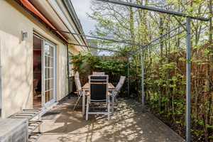 Schönes Einfamilienhaus mit großzügigem Grundstück und Naturschwimmteich – Potsdam-Mittelmark (Kreis) – Vorschaubild 9