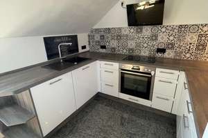 Helle Dachgeschosswohnung mit Balkon – Wohnen zum Wohlfühlen – Gartenstraße 68, 85757 Karlsfeld – Vorschaubild 11
