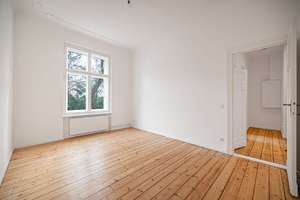🌳 Altbau-Traum am Schlosspark Lichterfelde - Charmante Altbau 3 Zi Whg mit Balkon & Blick ins Grüne – Die vollständige Adresse der Immobilie erhältst du vom Anbieter., 12207 Lichterfelde, Berlin – Vorschaubild 4