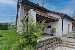 Großzügiges Zweifamilienhaus mit Maisonettewohnung und weitläufigem Garten – Die vollständige Adresse der Immobilie erhältst du vom Anbieter., 91475 Lonnerstadt – Vorschaubild 5
