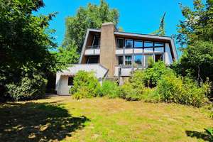Stilvolles Architektenhaus mit Gartenidylle, Raum & Potenzial – Die vollständige Adresse der Immobilie erhältst du vom Anbieter., 53819 Neunkirchen-Seelscheid – Vorschaubild 1