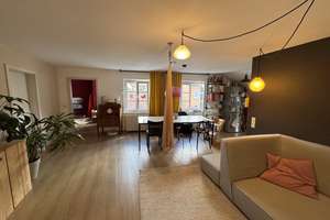 Altstadtjuwel...! Helle 4 Zimmer-Dachterrassen-Wohnung in der Altstadt – Die vollständige Adresse der Immobilie erhältst du vom Anbieter., 93047 Innenstadt, Regensburg – Vorschaubild 3