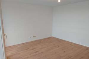 Ansprechende 3-Zimmer-Wohnung mit Balkon in Duisburg – Weissdornstraße 26, 47269 Großenbaum, Duisburg – Vorschaubild 13