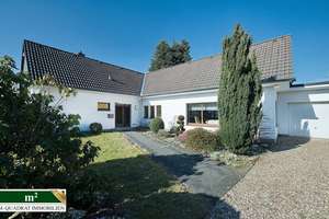 Schönes Einfamilienhaus in begehrter Lage von Solingen mit Ausbaureserve – Die vollständige Adresse der Immobilie erhältst du vom Anbieter., 42699 Ohligs/Aufderhöhe/Merscheid, Solingen – Vorschaubild 2