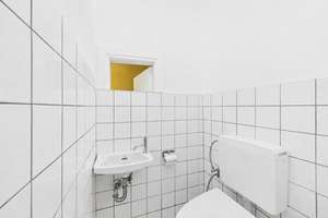Einziehen und wohlfühlen: Helle & großzügige 3-Zi.-Eigentumswohnung mit Garage in D-Kaiserswerth – 40489 Kaiserswerth, Düsseldorf – Vorschaubild 11