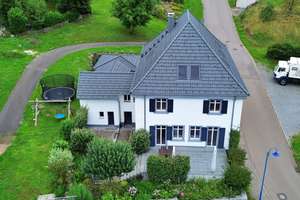 Wohntraum im Schwarzwald – Die vollständige Adresse der Immobilie erhältst du vom Anbieter., 79215 Biederbach – Vorschaubild 2