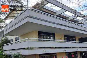 Großzügige 3-Zi.-Whg. im 1. OG mit über 40 m² umlaufendem Balkon