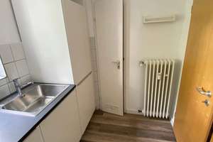 HELLE 4 ZIMMER WOHNUNG!!! zentrale Lage und viel Platz! – Peter-Bauer-Straße 16, 50823 Neuehrenfeld, Köln – Vorschaubild 10