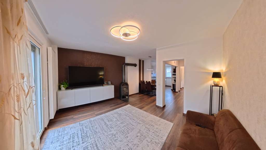 Immobilie in Reppenstedt - Familienfreundliches Mittelreihenhaus in Reppenstedt- 120 m² mit 5 Zimmern - Bild 1