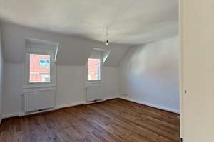 Besondere Dachgeschosswohnung | 4 Zimmer | Cabriofenster | Erstbezug – Wilhelm Raabe Str. 4, 70199 Südheim, Stuttgart – Vorschaubild 4