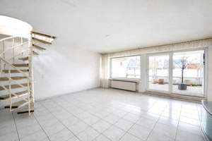 Helle 2-Zimmer-Maisonettewohnung mit Dachterrasse in Düsseldorf-Düsseltal – Die vollständige Adresse der Immobilie erhältst du vom Anbieter., 40239 Düsseltal, Düsseldorf – Vorschaubild 3