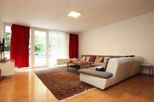 Geräumige 4-Zimmer Wohnung mit Balkon und Tiefgaragenstellplatz im schönen Farmsen-Berne – Die vollständige Adresse der Immobilie erhältst du vom Anbieter., 22159 Farmsen-Berne, Hamburg – Vorschaubild 7