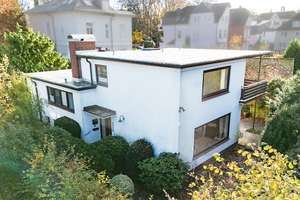 Wohnen in Bestlage: EFH mit Einliegerwohnung im Bergedorfer Villenviertel – Die vollständige Adresse der Immobilie erhältst du vom Anbieter., 21029 Bergedorf (Ortsteil), Hamburg – Vorschaubild 1