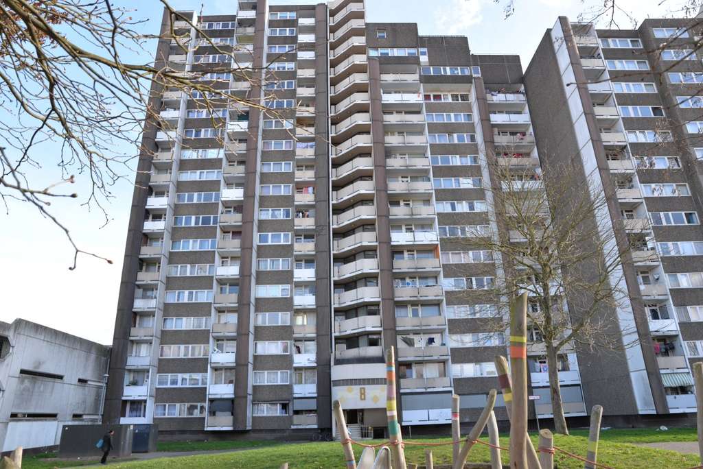 Immobilie in Köln - 3  Zimmer Wohnung  in Meschechenich - Bild 0