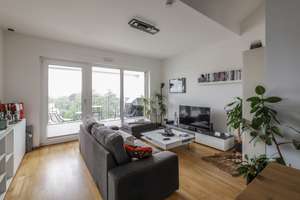 Neuwertig! Super schicke 3,5-Raum DG-Wohnung auf rd. 82 m² mit Aufzug in Rüttenscheid