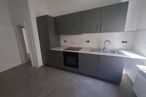 Cityglück - Sanierte 1-Zimmerwohnung inklusive Einbauküche! – Mauergasse 12, 65183 Mitte, Wiesbaden – Vorschaubild 3