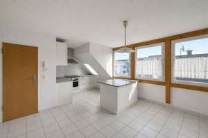 Lichtdurchflutete 2-Zimmer Wohnung mit Balkon – Simonskaul 12, 50737 Weidenpesch, Köln – Vorschaubild 3