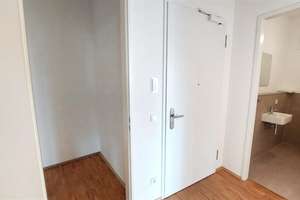 Moderne 2 Zimmer Wohnung  mit  Sonnenbalkon, Fußbodenheizung, Gäste WC . – Frank-Zappa-Str. 10, 40235 Flingern Nord, Düsseldorf – Vorschaubild 14