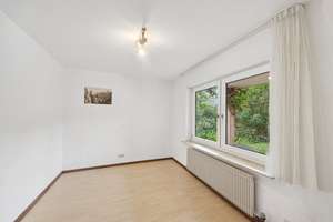 !RESERVIERT! Freistehendes EFH mit Potenzial und Entwicklungsoptionen – Lindenweg 13, 79183 Waldkirch – Vorschaubild 12