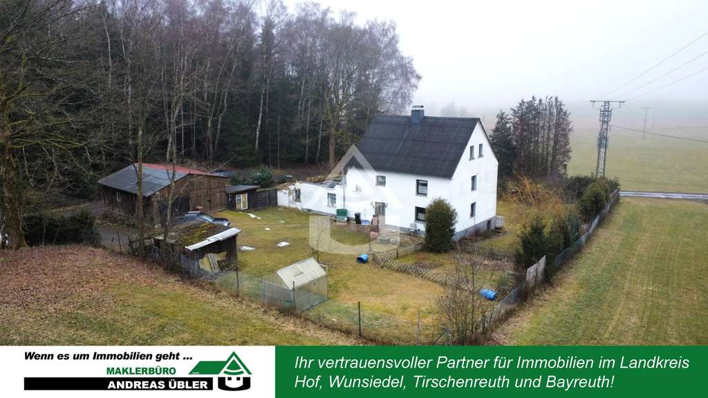 Immobilie in Konradsreuth - Platz für Visionäre: Landhaus in Alleinlage mit Werkstatt & Scheune - Bild 0