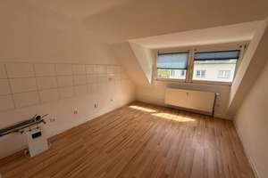 Zentral gelegen: Gemütliche und helle Dachgeschosswohnung – 40217 Friedrichstadt, Düsseldorf – Vorschaubild 13