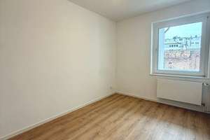 ++ Gemütliche Stadtwohnung mit Balkon | Gefragte Lage nahe der Kö | Sofort verfügbar ++ – Adersstraße 80, 40215 Friedrichstadt, Düsseldorf – Vorschaubild 4