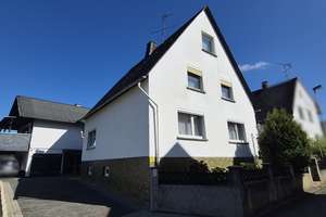 Einfamilienhaus in toller Lage mit schönem großen Gartenhaus – Friedrichstraße 6, 35781 Weilburg – Vorschaubild 1
