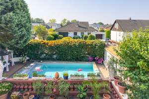 Mediterranes Flair in Bestlage von Riedstadt - Traumvilla im südländischen Stil mit Pool und Energie – Die vollständige Adresse der Immobilie erhältst du vom Anbieter., 64650 Riedstadt – Vorschaubild 5