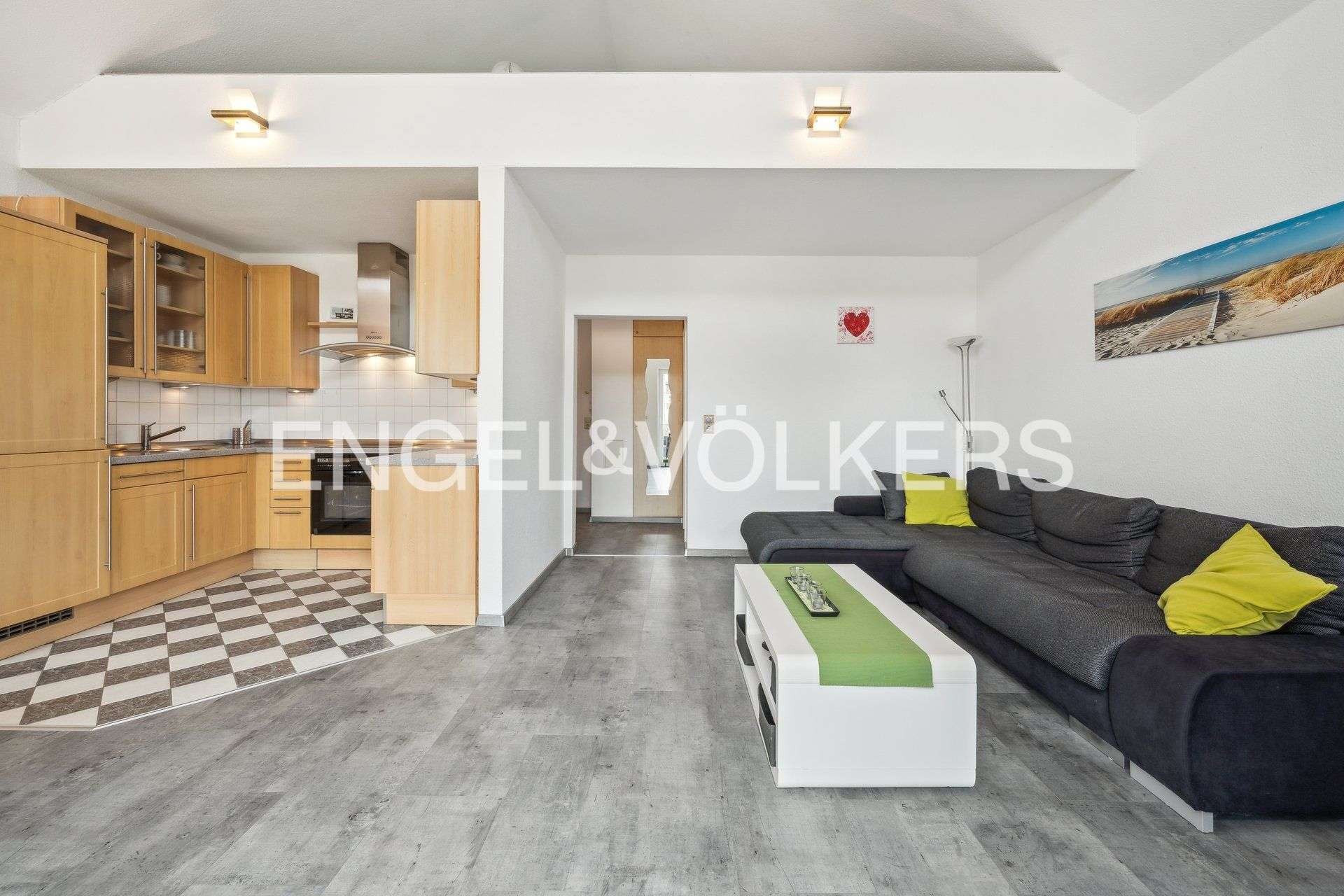 Immobilie in Schwülper - EXTRAVAGANTE MÖBLIERTE WOHNUNG IN TOLLER LAGE - Bild 1