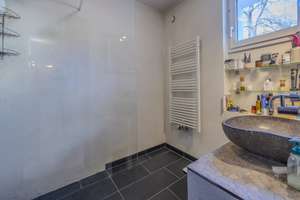 Renovierter Bungalow mit Photovoltaik, ruhige Lage, in 2 Einheiten teilbar – Die vollständige Adresse der Immobilie erhältst du vom Anbieter., 80935 Lerchenau-Ost, München – Vorschaubild 7