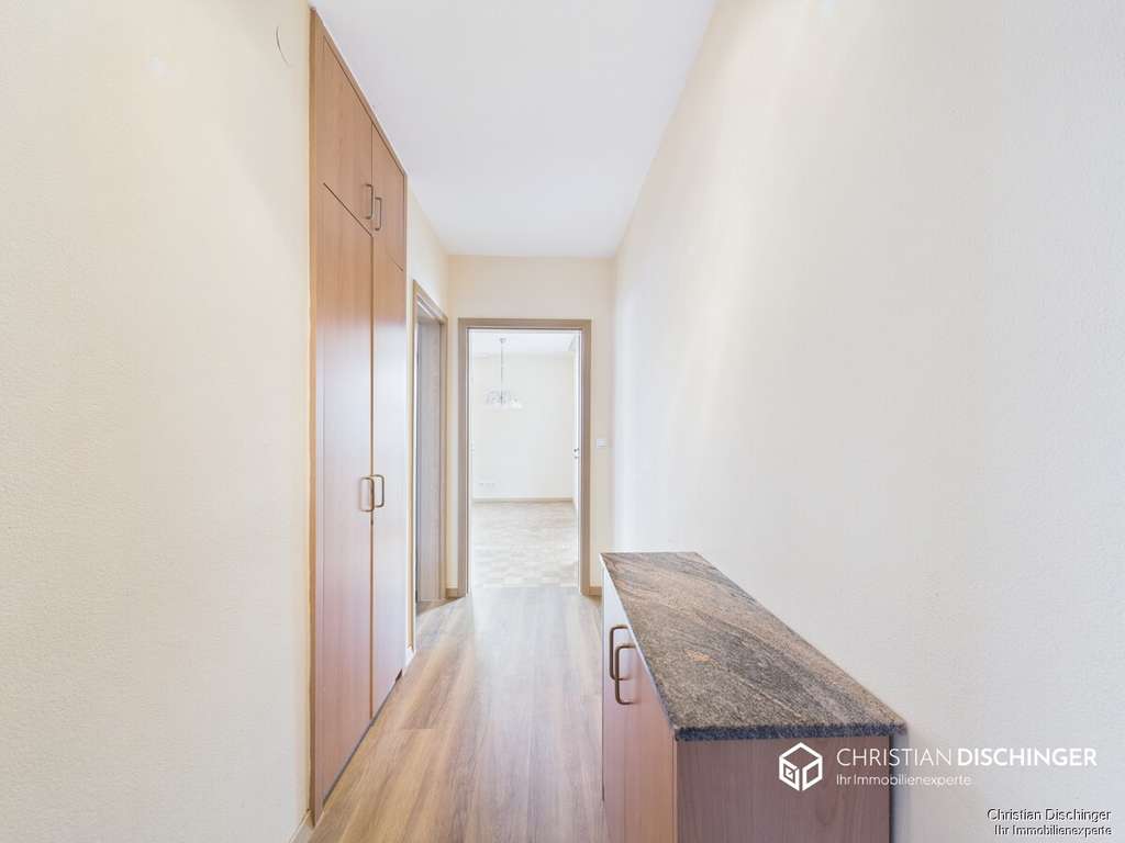 Immobilie in Obertraubling - Ruhe genießen, Garten erleben: Modernisiere 3-Zimmer-Wohnung - Bild 3