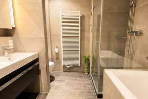 Großzügige Fünf-Zimmer-Wohnung mit Kamin, Concierge, Fitnessraum und Aufzug – Scharnhorststr.  6, 10115 Mitte (Ortsteil), Berlin – Vorschaubild 8