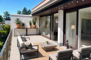 Sonniges Penthouse mit Kamin und traumhaftem Blick ins Grüne