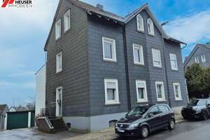 Wohnung wird frei! Charmante Doppelhaushälfte mit Potenzial – Die vollständige Adresse der Immobilie erhältst du vom Anbieter., 42897 Stadtgarten, Remscheid – Vorschaubild 1