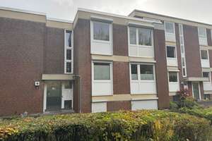 3 Zimmer, Küche, Balkon und Stellplatz  - fehlt nur noch der Lieblingsmensch!