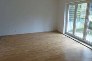 Schöne, lichtdurchflutete 2-Zimmer-Wohnung mit Terrasse in Bremen-Gröpelingen (Lindenhof) – Die vollständige Adresse der Immobilie erhältst du vom Anbieter., 28237 Lindenhof, Bremen – Vorschaubild 2