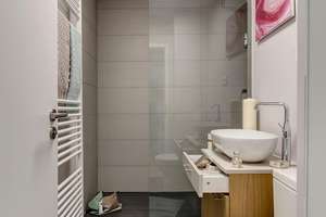 Möbliert: Modernes Apartment gegenüber vom Luitpoldpark – Die vollständige Adresse der Immobilie erhältst du vom Anbieter., 80809 Am Luitpoldpark, München – Vorschaubild 6