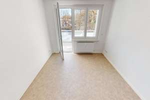 NEU saniert - Duschaufsatz aus Echtglas - Deckenspots - 7m² großer Balkon – Draisdorfer Str. 20c, 9114 Furth, Chemnitz – Vorschaubild 4