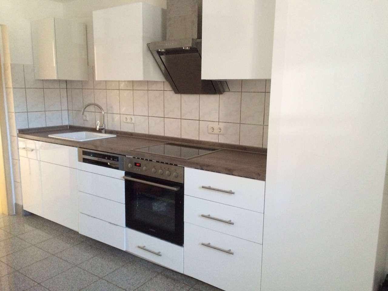 Immobilie in Bad Liebenzell - *Anleger aufgepasst: 2-Zi-Whg., vermietet, 4,8 % Rendite, Terrasse, PKW-Stellplatz in Möttlingen* - Bild 0