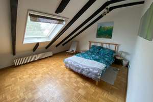 Schöne Dachgeschosswohnung Nähe Innenhafen mit Parkett. – Schlegtendalstraße 5, 47058 Duissern, Duisburg – Vorschaubild 10