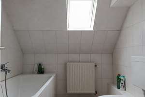 Charmante Dachgeschosswohnung in Köln Mülheim für 855,-€ – Zehntstr. 24, 51065 Mülheim (Ortsteil), Köln – Vorschaubild 4