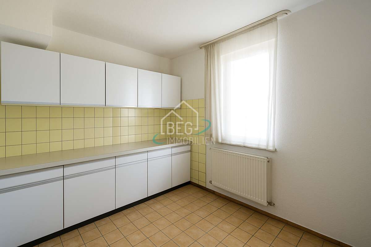 Immobilie in Michelfeld - Zwei Häuser, Gewerbe, Garagen & Freiflächen – vielseitiges Anwesen mit Potenzial - Bild 4