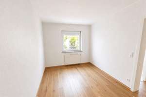 Charmante 3 Zimmerwohnung mit optimaler Raumaufteilung und Balkon – Die vollständige Adresse der Immobilie erhältst du vom Anbieter., 70176 Rosenberg, Stuttgart – Vorschaubild 3