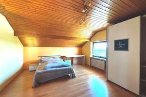 Ruhig gelegenes Zweifamilienhaus mit ausgebautem DG – Die vollständige Adresse der Immobilie erhältst du vom Anbieter., 86316 Friedberg – Vorschaubild 20