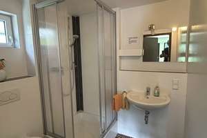 Wohnen. Vermieten. Entwickeln --
Charmantes Wohnhaus in Heidelberg zu verkaufen – Die vollständige Adresse der Immobilie erhältst du vom Anbieter., 69118 Ziegelhausen, Heidelberg – Vorschaubild 20