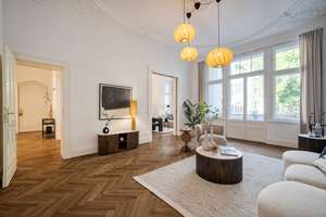 Wow - Gefühle im Altbau: Stuck, Style und Großstadtromantik. – Xantener Str. 8, 10707 Wilmersdorf, Berlin – Vorschaubild 1