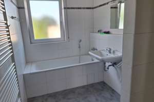 Gepflegte 3,5-Zimmer Wohnung im 4. OG mit Balkon in Karlsruhe-Durlach – Pfaffstraße 1, 76227 Durlach, Karlsruhe – Vorschaubild 5