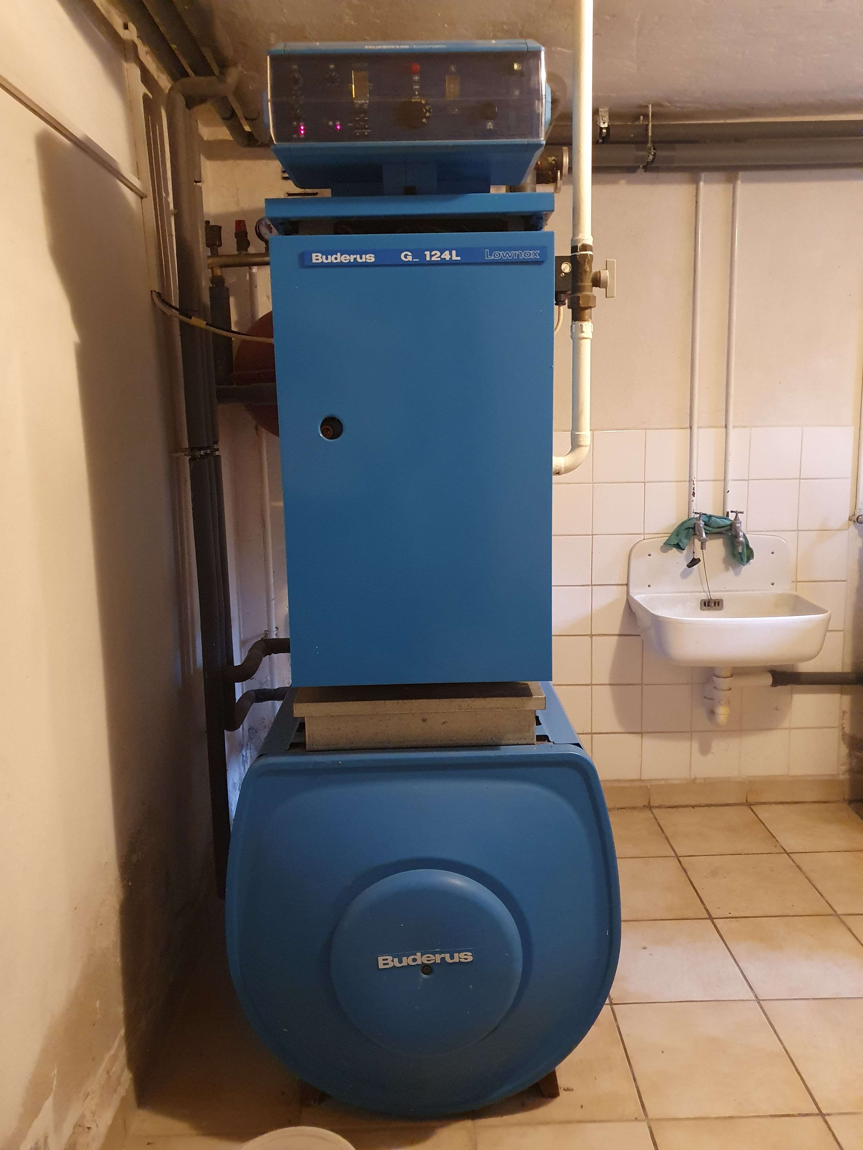 Immobilie in Neubrandenburg - Einfamilienhaus mit Garage – nur wenige Gehminuten zum Tollensesee und ins Stadtzentrum - Bild 1