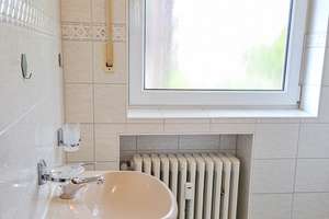 3 Familienhaus mit 2 freien, großen Wohnungen plus Garage in Bergheim-Büsdorf – Windmühlenstr. 24, 50129 Bergheim – Vorschaubild 11